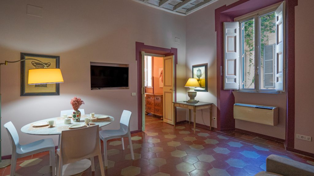 Campo de’ Fiori Pinky House