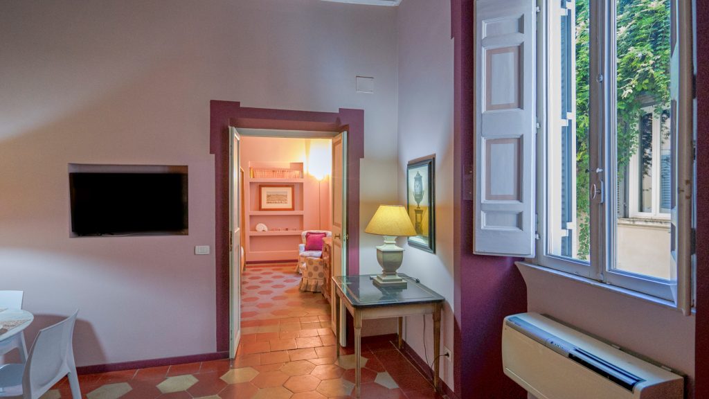 Campo de’ Fiori Pinky House