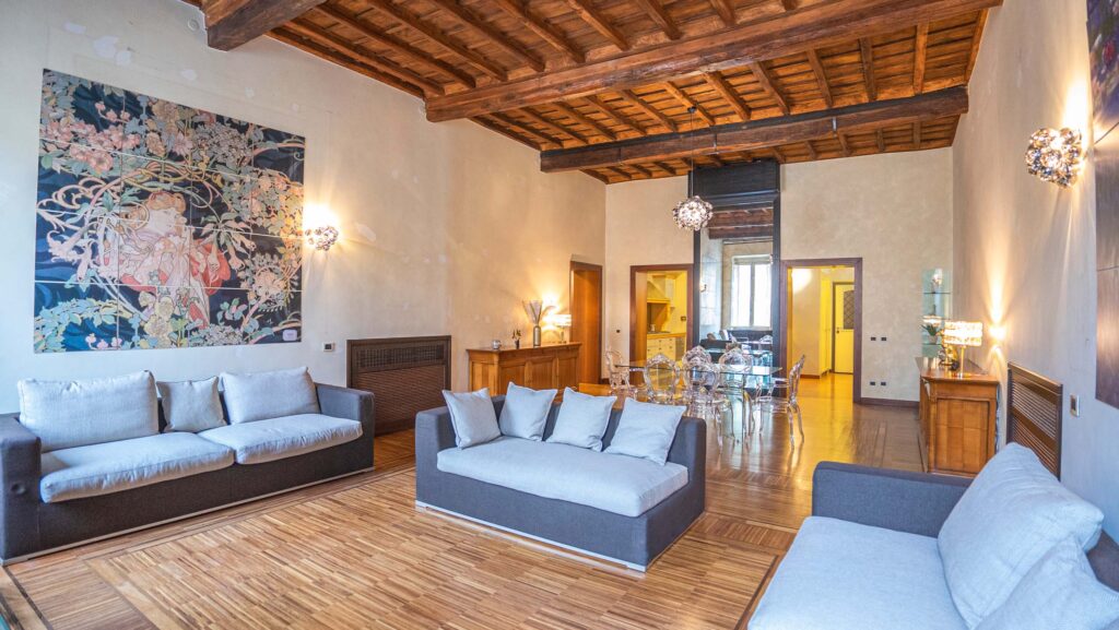 EasyTopStay -Piazza Venezia City View Charming Apt