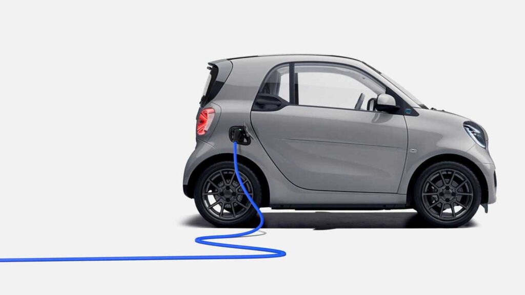 Noleggio Smart fortwo elettrica a Roma