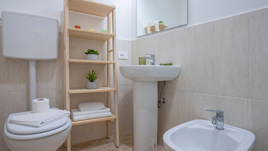 EasyTopStay – San Pietro Apartment with Courtyard